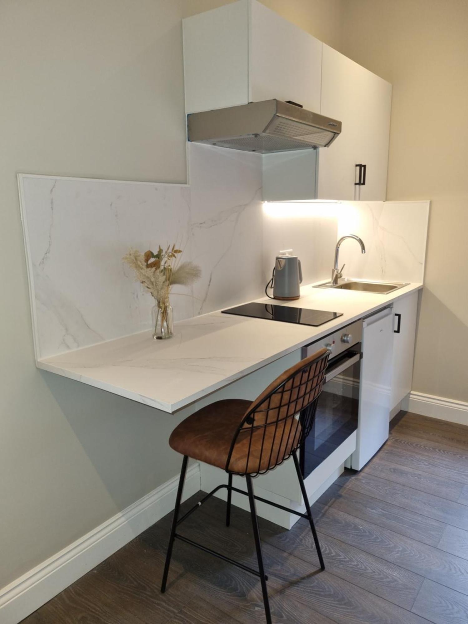 בורנמות' The Ivy Apartments מראה חיצוני תמונה
