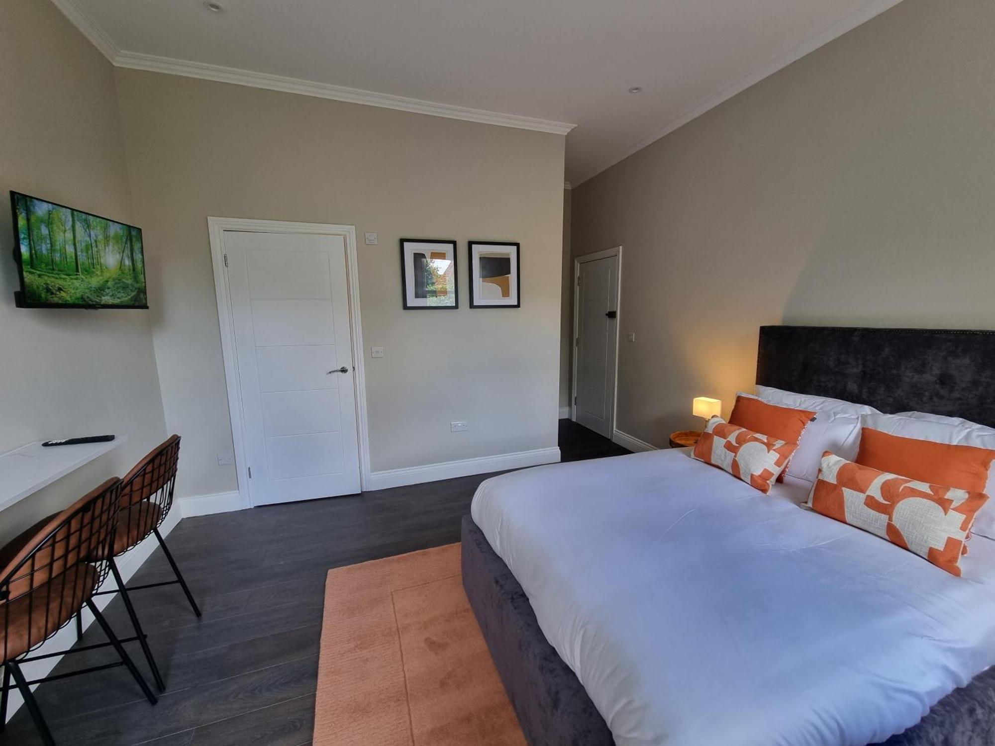 בורנמות' The Ivy Apartments מראה חיצוני תמונה